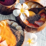 Why Everybody’s Going Coconuts This Christmas! – Coconut Bowls